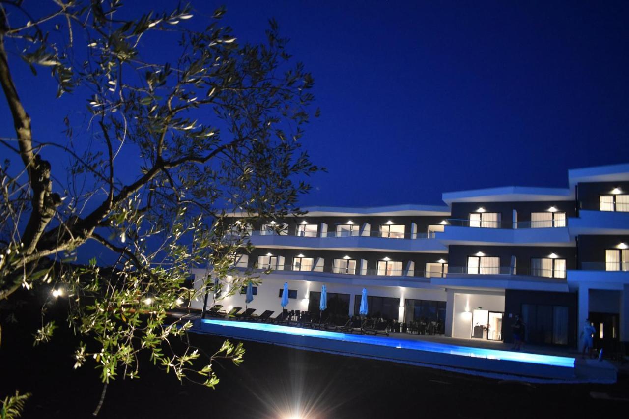 Hotel Delfin Lanterna Tar-Vabriga Exterior foto